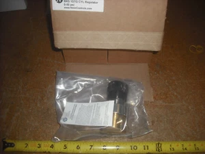 Neon Controls 15 Series Brass Pressure Regulator, 0-50 PSIG Max 6000 PSIG - Picture 1 of 7