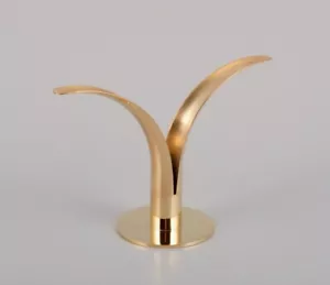 Portavelas Skultuna ""Liljan"" en latón. Diseño sueco. 21st C. - Imagen 1 de 6