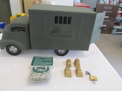 Camión Smith Miller Bank of America con extras billete de $1,000,000 Foto 1 de 4