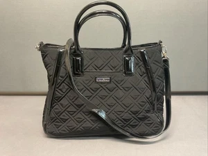 Vera Bradley Trapez Crossbody Schultertasche in schwarz mit Kunstlederbesatz - Bild 1 von 6