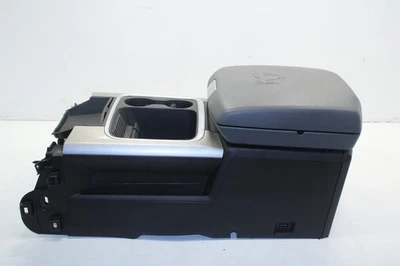 Ram 1500 Classic 2018-2022 doble cabina conjunto de consola de piso central 68398167AA fabricante de equipos originales Foto 1 de 4