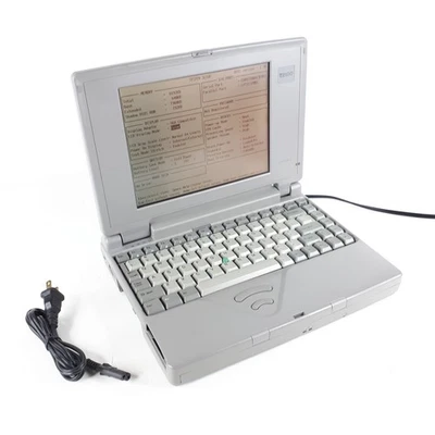 Vintage Toshiba T21008192kB TPA1176U C 9.5" Laptop 8MB RAM NO HDD Boots/Bios - Image 1 of 4