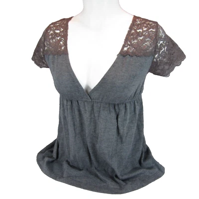 Camisa Babydoll De Colección Y2K Delias Mujeres XS Sumergida Cuello en V Encaje Hombro Calzoncillo Cintura Foto 1 de 4