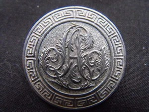 Sceau Cachet monogramme gravé sur une pièce d'1/2 Couronne George III 1817 - Picture 1 of 3