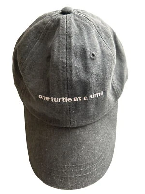 Gorra/sombrero de béisbol gris Adams bordado una tortuga a la vez con correa de cuero Foto 1 de 4