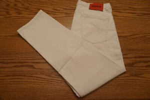 NEU MIT ETIKETT HUGO BOSS HERRENJEANS mehrere Größen 640 gerade Passform Reißverschluss Hosenschlitz rotes Etikett elfenbeinfarben - Bild 1 von 2