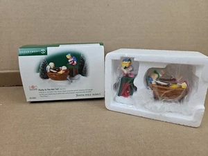 Department 56 ¡Fiesta en la bañera de hidromasaje! North Pole Series 56802 Elf Land  - Imagen 1 de 3