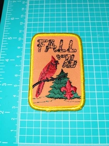 Vintage HERBST 1976 RED BIRD CARDINAL Pfadfinder Aufnäher - Bild 1 von 2