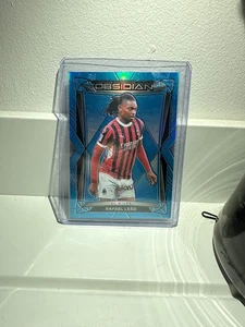 2024-25 Panini Obsidian Rafael Leao Blue 07/15 Top Zustand - Bild 1 von 2