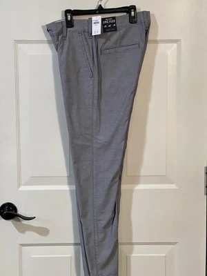 Hollister Epic Flex Skinny Chino Gray SmPlaid Print Pants Sz28Wx30L NEW W/TAGS - Image 1 of 4
