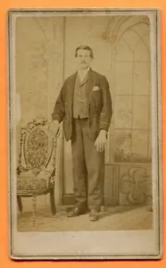 CDV Findlay, OH, Portrait eines jungen Mannes, von Zay, um 1860 Bodenstempel - Bild 1 von 3