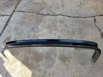 Cenefa inferior delantera reproducción Ferrari Testarossa 1984/1991 excepcional Foto 1 de 4