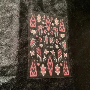 Flaming Pink Heart nail stickers designs Love Valentine’s - Picture 1 of 2