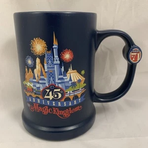 Magic Kingdom Walt Disney World 45° anniversario 22 oz tazza caffè birra Stein - Foto 1 di 8