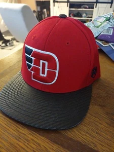 Neu Ncaa Dayton Flyers Mütze Kappe Druckknopflasche - Bild 1 von 2