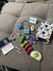 Disney Ily Muñeca Princesa Lote de Accesorios Mixtos de diferentes conjuntos A8 - Imagen 1 de 7