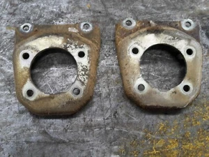 R31 skyline rear brake caliper brackets - Picture 1 of 3
