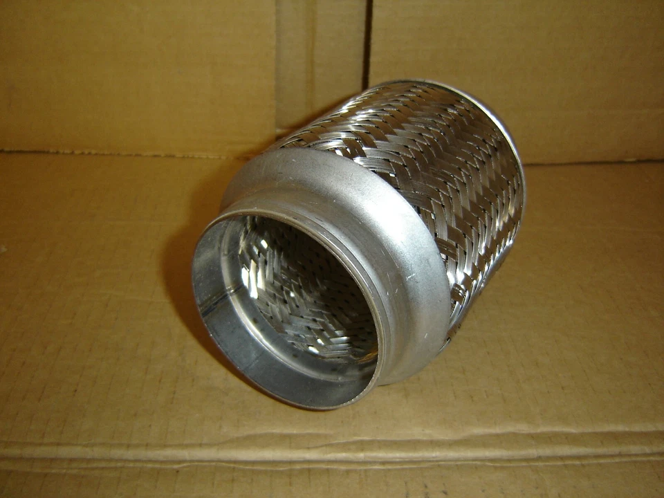 Гибкая выхлопная труба 3 дюйма x 6 дюймов (SS409) 3,00 дюйма x 6,00 дюйма 3 дюйма x 6 дюймов для тяжелых условий эксплуатации - Изображение 1 из 1