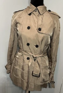Club Monaco Isabelle Womens XS Trench Coat Jacket Tan Lightweight Tiered NEW - Picture 1 of 9