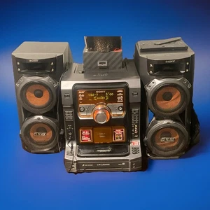 Sony HCD-ZX66i Mini Hi-Fi Stereo System w/ SS-ZX66i Speakers 5-CD - TESTED - Picture 1 of 24
