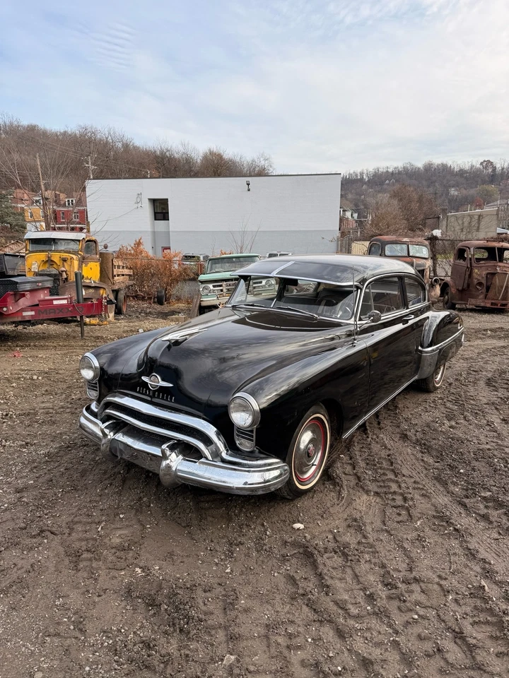 Oldsmobile Eighty-Eight 1949 torpedo Foto 1 de 4