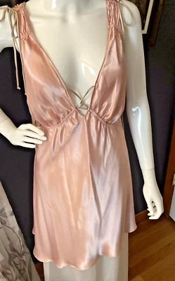 Gilligan o Malley Sexy Líquido Satén Camisón Champagne Talla GRANDE Foto 1 de 4