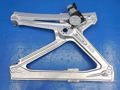 Оригинальный регулятор правого окна и двигатель для умного автомобиля Fortwo Passion Pure 2008-2015 годов выпуска - Изображение 1 из 4