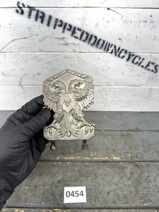 Harley Vintage Drag Specialties Lucha Polla Sissy Bar Emblema Inserto Cabeza de Pala - Imagen 1 de 13