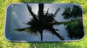 2004-2007 Toyota SOLARA Sunroof Glass Power Moonroof Glass Factory OEM - Picture 1 of 4