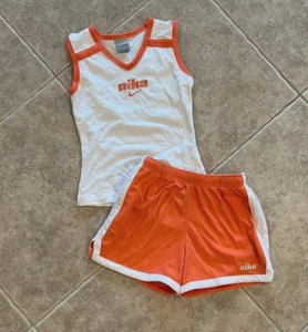 Nike Girls EUC Medium 10-12 Orange top/shorts athletic set Y2K Vintage - Picture 1 of 1