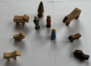 Alte Figuren von Tieren und Personen z.T. natur - Holz Tiere Bauernhof #119 - Bild 1 von 5