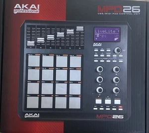 Akai Professiona MPD26 MIDI/USB controller - Black/New in box - Picture 1 of 5