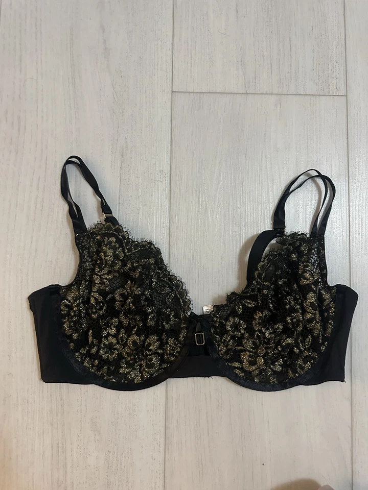Sujetador Balconette Cacique Encaje Sin Forro Talla 40DD Negro/Dorado Encaje Foto 1 de 4