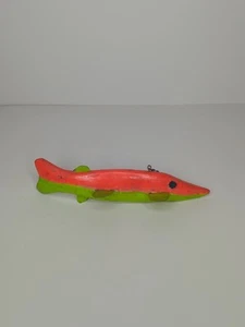 Señuelo de pesca vintage con lanza de hielo de esturión ARTE POPULAR hecho a mano - Imagen 1 de 8