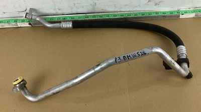 Трубопровод всасывающего шланга кондиционера 2012-2016 BMW 528i F10 9253594 от оригинального производителя - Изображение 1 из 4