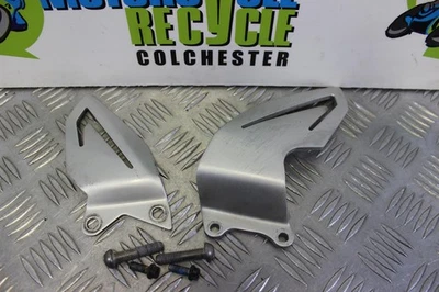 Protectores de talón originales Triumph Daytona 675 2013 a 2016 B126 Foto 1 de 4