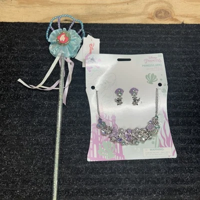 ¡Juego de varita y collar de princesa Ariel de Disney! Princesa 👑 Foto 1 de 4