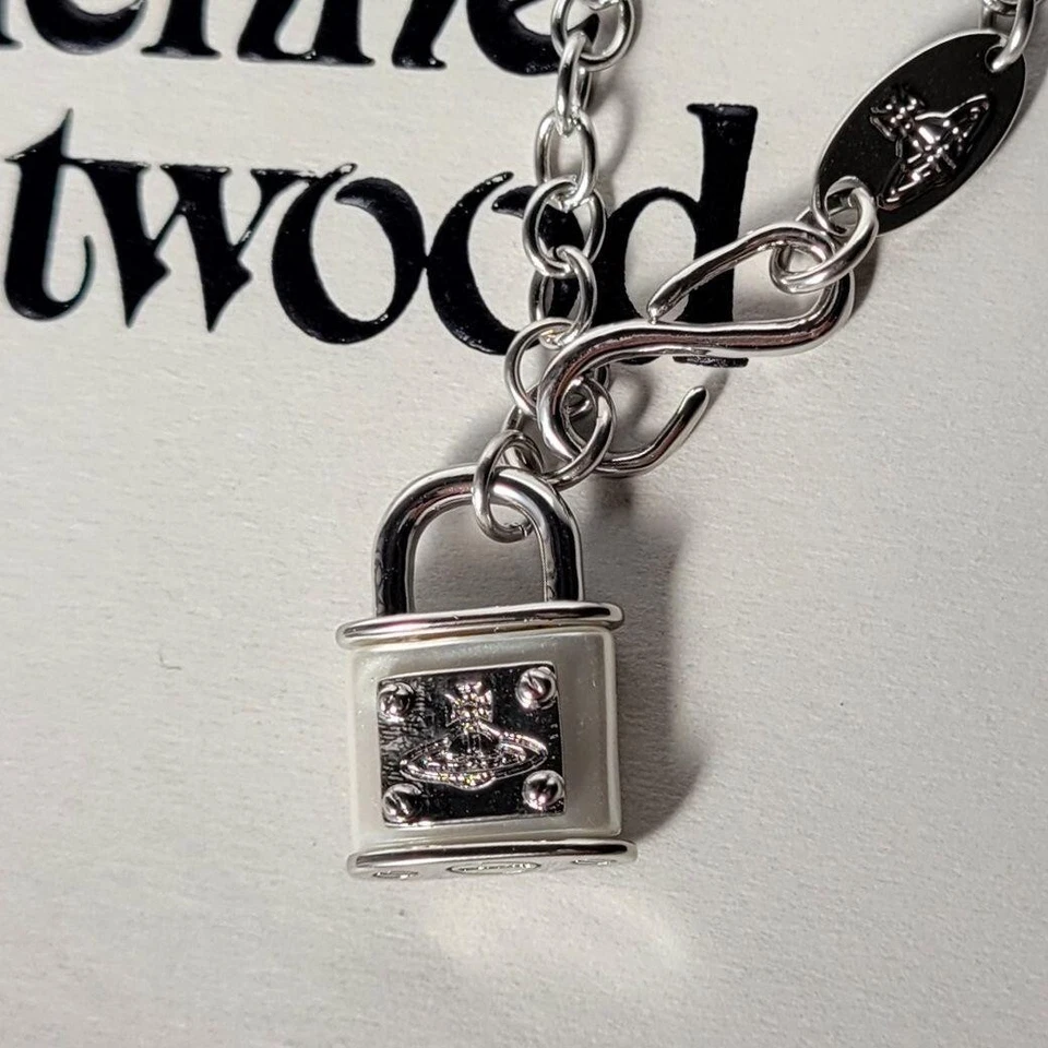 Ожерелье с замком Vivienne Westwood серебристое как новое - Изображение 1 из 4