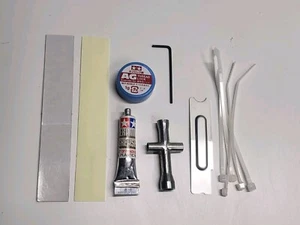 Tamiya Globe Liner 56304 Borsa Attrezzi Chiusura Filo Grasso Ceramica Cerniera Cravatte Semi 1/14 - Foto 1 di 1