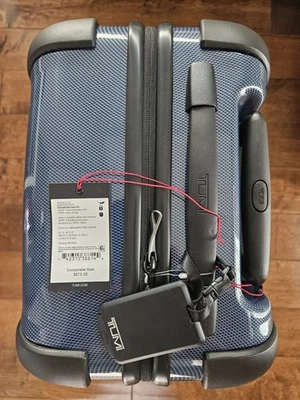 TUMI Vapor International 22” Equipaje de Mano Carcasa Dura Spinner Azul SKU 98408-1216 Foto 1 de 4