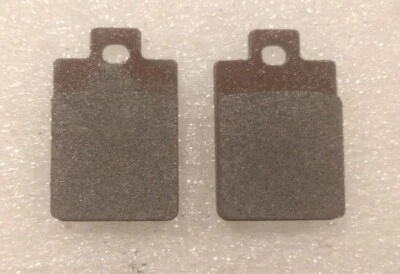 PASTIGLIE FERODO PIAGGIO SFERA 50 RST 125 DAL 1995 AL 1997 PIAGGIO FDB2037  1 CP - Immagine 1 di 4