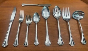 Reed & Barton * COUNTRY FRENCH Glossy Stainless Flatware CHOICE/CHOOSE (187) - Picture 1 of 3