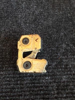 95 96 1997 年沃尔沃 960 WAGON DRIVER 侧门闩锁卡钳 原始设备制造商  — 第 1/2 张图片