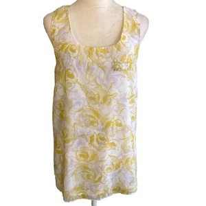 The Limited sleeveless top size Medium yellow white shiny floral Nwt Flaw - Picture 1 of 10