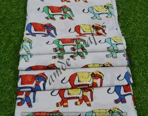 Tela floral de algodón indio de 10 metros con estampado de bloques para correr artesanías hechas a mano - Imagen 1 de 6