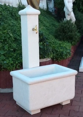 Wandbrunnen, Schöpfbrunnen, Gartenbrunnen, Steinguss,120 cm Hoch, Steinfigur - Bild 1 von 4