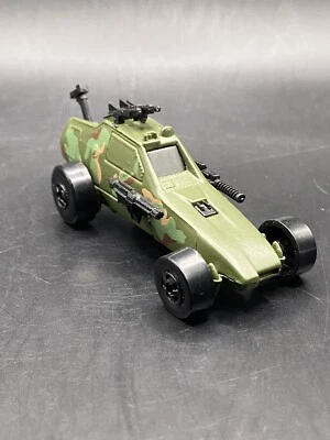 风火轮军用绿色迷彩超级大炮执行器黑色墙壁复古玩具车 — 第 1/4 张图片