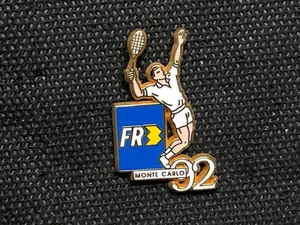 PINS PIN ENAMEL MEDIA FRANCE 3 FR3 MONTE CARLO 92 ARTHUS BERTRAND DORE - Picture 1 of 1