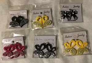 Earring Lot of 6 Pairs Pierced Rhinestones Butterflies 🦋 Hearts 💕 Crosses NIP - Picture 1 of 3