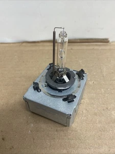 Headlight Bulb Xenon D2S Fits FORD FOCUS C-MAX 2.0 TDCI🛞 - Picture 1 of 2
